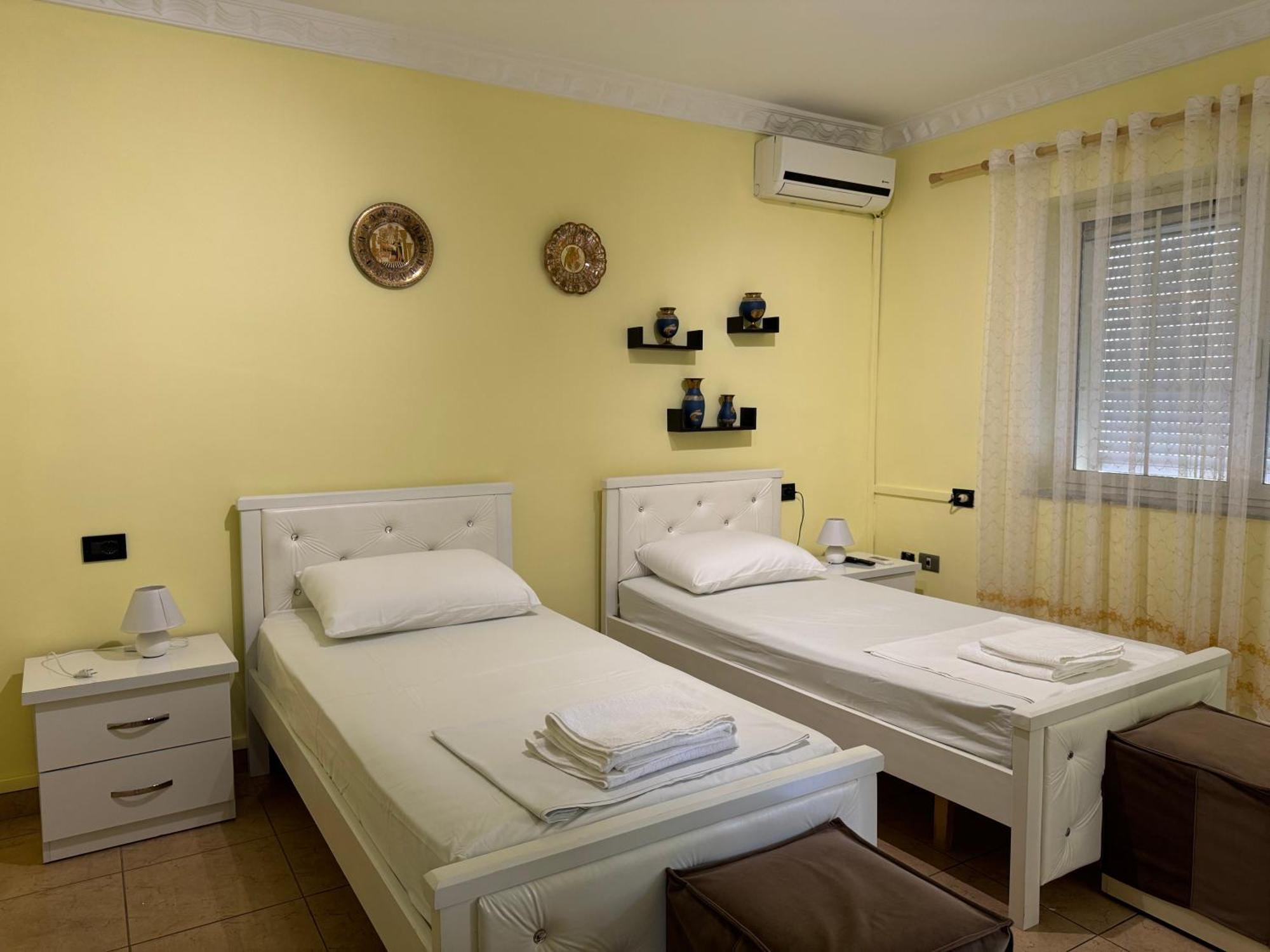 Appartement Fun House Serenity à Tirana Extérieur photo